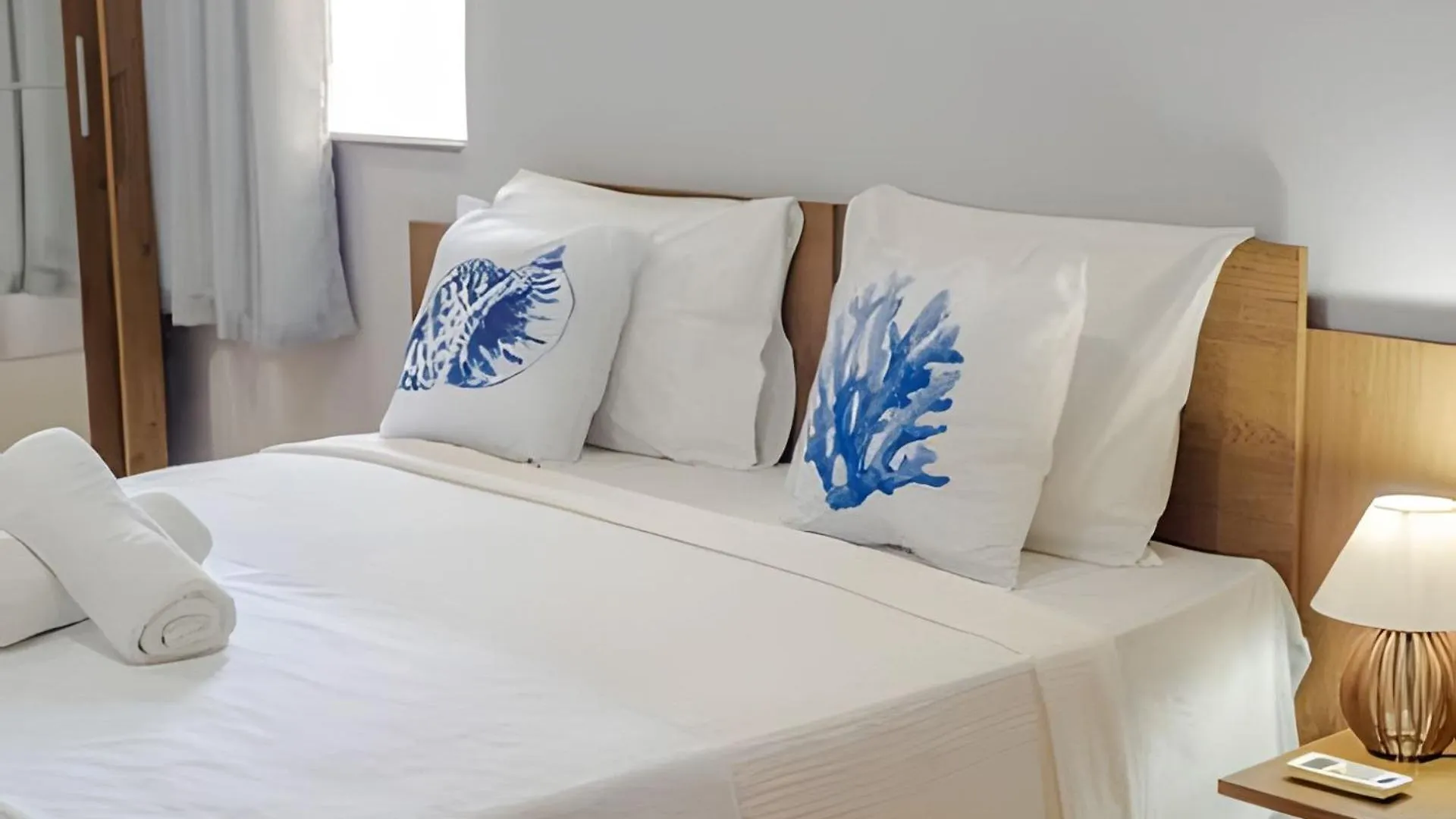 Taperapuan Beach Retreat: Cozy 2-Bedroom with BBQ and Smart Amenities Porto Seguro