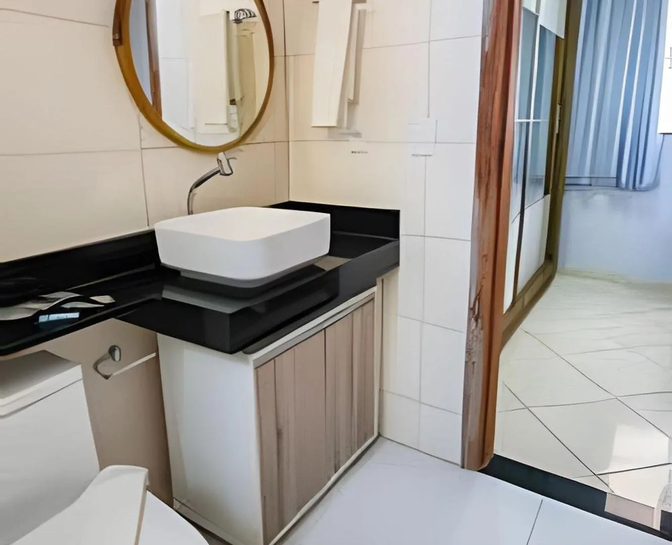 Taperapuan Beach Retreat: Cozy 2-Bedroom with BBQ and Smart Amenities Porto Seguro